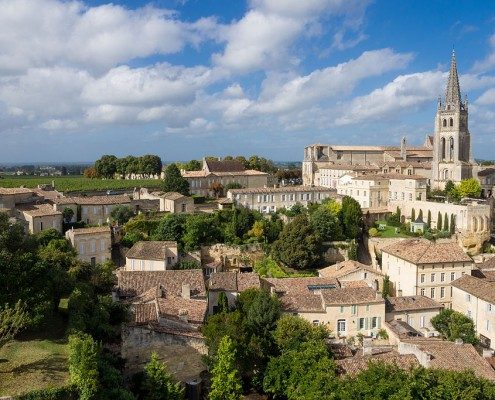 Saint Emilion en Nouvelle-Aquitaine (by Jordy Meow)