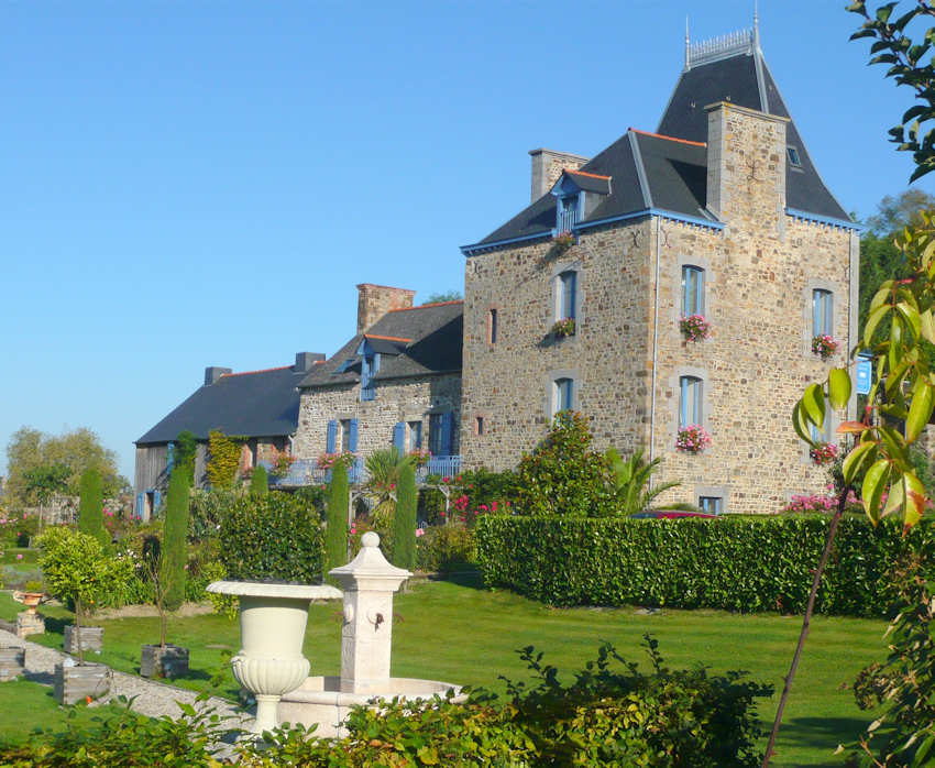 Château de Mont-Dol, chambres d'hôtes de charme dans la Baie du Mont Saint Michel (Ille et Vilaine)