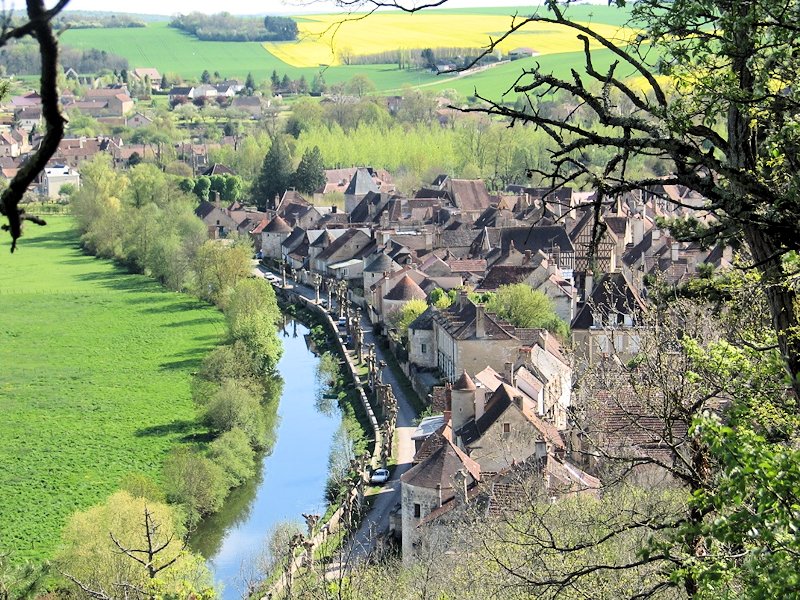 Noyers sur Serein, Bourgogne