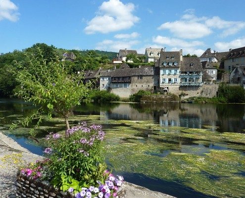 Argentat et la Dordogne, Corrèze (by Henri MOREAU)