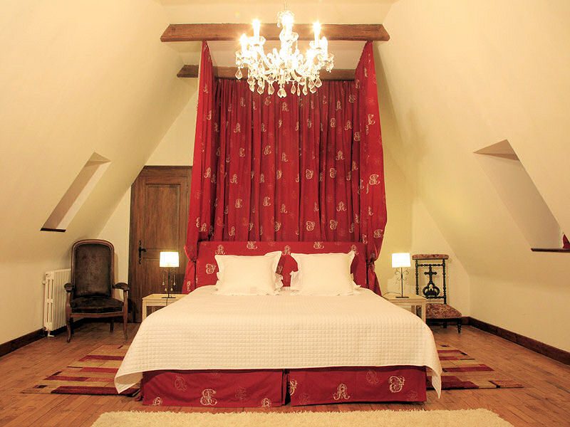La Belle Epoque, chambres d'hôtes à Sansac de Marmiesse : chambre