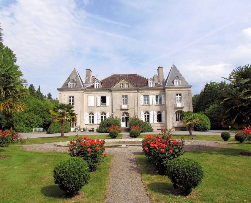 Chateau de Kerlarec, chambres d’hôtes à Arzano (Bretagne)