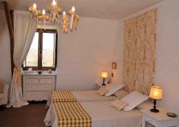 Le Clos Lascazes, Paleyrac (Dordogne) : chambre