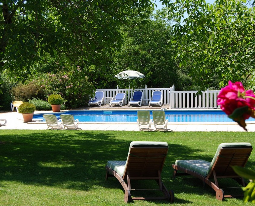 Le Clos Lascazes, chambres d'hôtes Paleyrac (Dordogne) : piscine