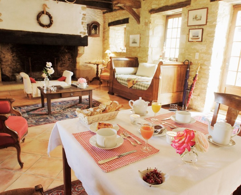 Le Clos Lascazes, chambres d'hôtes Paleyrac (Dordogne) : salon