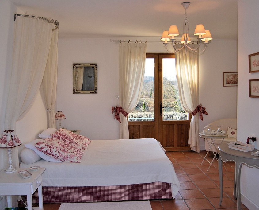 Le Clos Lascazes, Paleyrac (Dordogne) : chambre