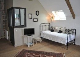 Ker Liviou, Lancieux : chambre granit