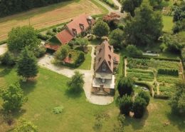 La Lysiane, chambres d’hôtes de charme à Rouffilhac dans le Lot en région Occitanie (vue aérienne)