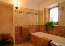 Salle de bains de la chambre Toscane (La Lysiane, Rouffilhac)