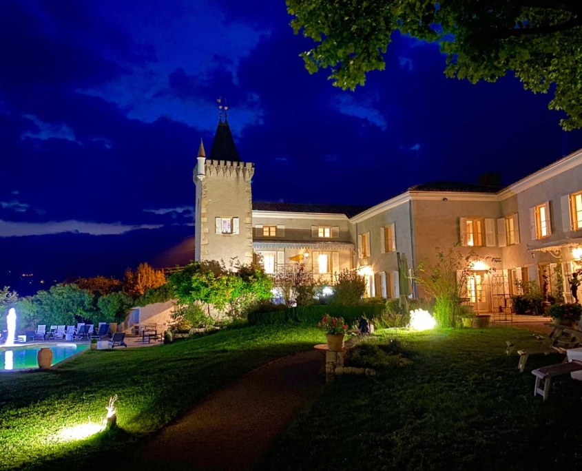 Ambiance nocturne, Château des Janroux (Juliénas, Rhône)