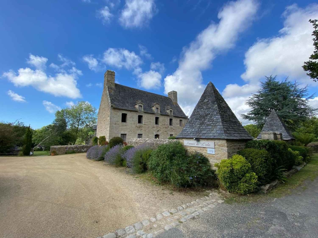 Extérieur du Manoir de l’Isle, Ploumilliau, Côtes-d’Armor, Bretagne